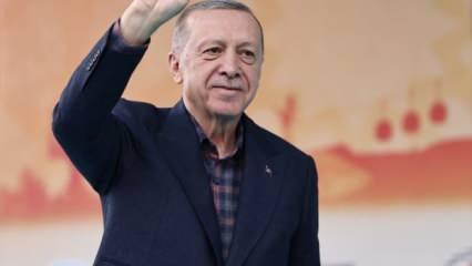 Erdoğan 'son defa' deyip 2023'te destek istedi: Bayrağı gençlerimize teslim edeceğiz!