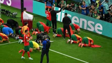 Faslı futbolcular geleneği bozmadı! Portekiz galibiyetinin ardından şükür secdesi yaptılar