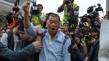 Hong Kong'da muhalif milyarder Lai'ye dolandırıcılık suçundan 6 yıl hapis cezası