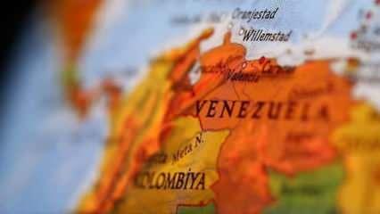 Kolombiya'da toprak kaydı, çok sayıda araç göçük altında kaldı: 27 ölü