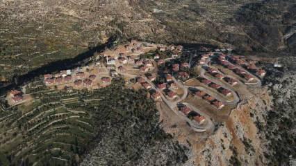 TOKİ, Antalya'da yeni bir köy inşa etti