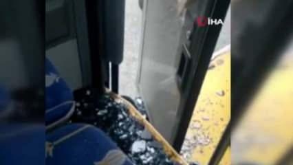 İETT otobüsünün camı patladı, şoför yolcuları azarladı