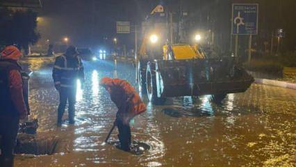 İzmir’de sel! Acı haber geldi! Bir kişi hayatını kaybetti