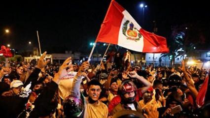 Peru'da, hükümet karşıtı protestolarda çıkan olaylarda 2 kişi öldü
