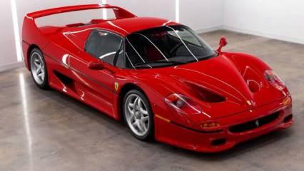 1995 Ferrari F50, rekor fiyata satıldı