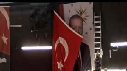 CHP'den büyük skandal! Başkan Erdoğan'ın portresini Türk bayrağı ile kapattılar
