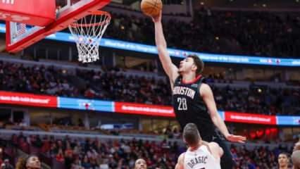 Houston, Alperen'in "double double" yaptığı maçta Chicago'yu devirdi!