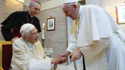 Vatikan duyurdu: Eski Papa Benedict'in durumu ciddi