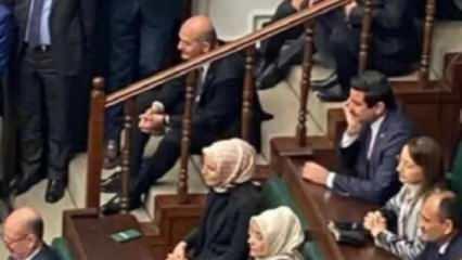 Bakan Soylu'nun AK Parti toplantısını neden merdivenlerden izlediği belli oldu