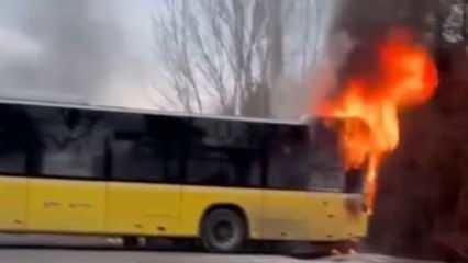 Böyle skandal görülmedi! İETT otobüsü park halindeyken yandı
