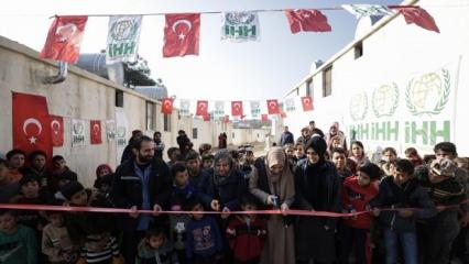 Afrin'de 40 briket ev daha savaş mağduru ailelere teslim edildi