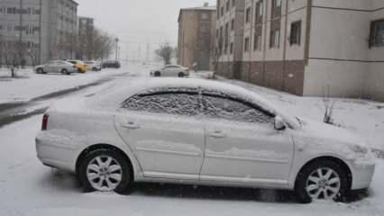 Meteorolojiden il il kar yağışı uyarısı: İstanbul'da yılın ilk karı yağdı