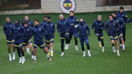 Fenerbahçe, Adana Demirspor maçı hazırlıklarını sürdürdü! Pedro katılmadı