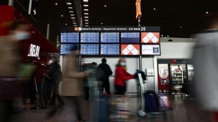Fransa'da Orly Havalimanı'ndaki seferlerin yüzde 20'sini iptal çağrısı