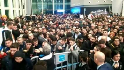 Deprem faciasının ardından binlerce gönüllü, İstanbul Havalimanı'na akın etti!