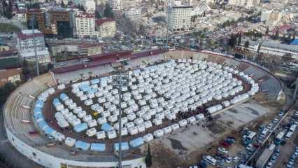 Fotoğraflar tek tek geliyor! İşte deprem bölgelerine kurulan çadır kentler...