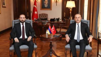 Çavuşoğlu: Ermenistan bu zor günümüzde insanımıza dostluk elini uzattı