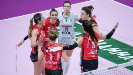 İtalyan ekibinden depremzedelere destek