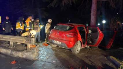 Bakırköy'de otomobil ağaca çarptı: 1 ölü, 5 yaralı