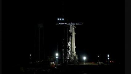 SpaceX, astronotlu yapılacak olan fırlatmayı iptal ettiğini duyurdu
