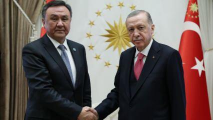 Başkan Erdoğan, Ömüraliyev ile görüştü