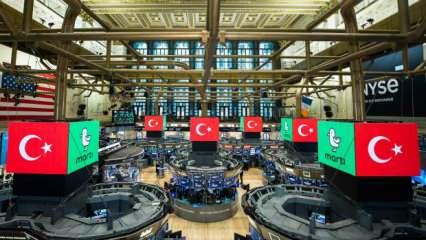 Martı, New York Borsası'nda Türk bayraklarıyla karşılandı