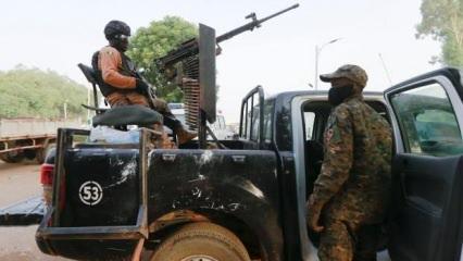 Nijerya'da silahlı çetelerin rehin aldığı 14 kişi kurtarıldı