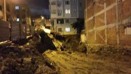 Bayrampaşa'da inşaatın istinat duvarı çöktü! Bir bina boşaltıldı