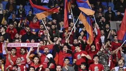 Ermenilerden büyük saygısızlık! İstiklal Marşı'nı ıslıkladılar