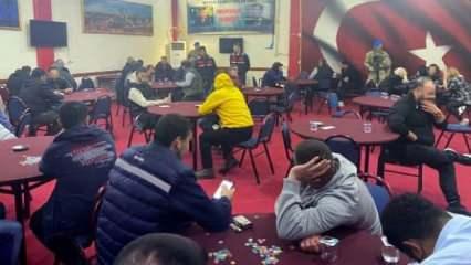 İzmir'de kumar oynarken suçüstü yakalanan 278 kişiye para cezası