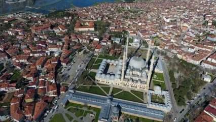 O ilde kiralık dairelerin hepsi t&uuml;kendi: 'Deprem riski az' diye b&uuml;y&uuml;k g&ouml;&ccedil; aldı