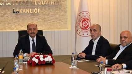 Bakan Bilgin'den Türk-İş ve Hak-İş Başkanları ile zam görüşmesi