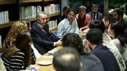Başkan Erdoğan Üsküdar'da gençlerle sohbet etti