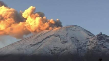 Popocatepetl Yanardağı’nda şiddetli patlama