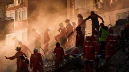 Bursa Büyükşehir Belediyesi ve AK Parti'li gençlerden depremzedelere yardım