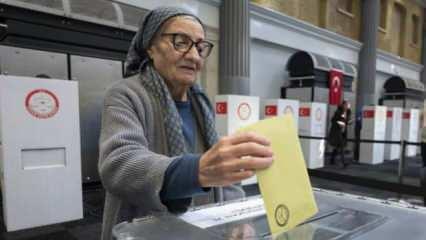 Yurt dışında ve gümrükte oy verme işlemi başladı