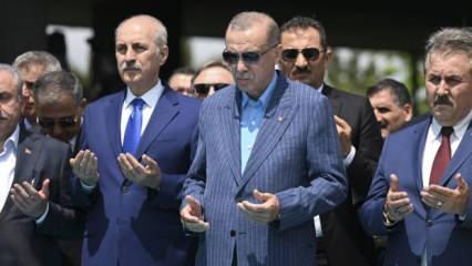 Cumhurbaşkanı Erdoğan'dan Menderes'in anıt mezarına ziyaret