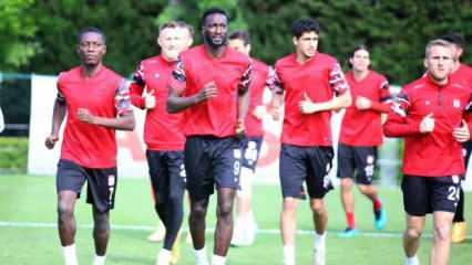 Sivasspor, Fenerbah&ccedil;e r&ouml;vanşına hazır