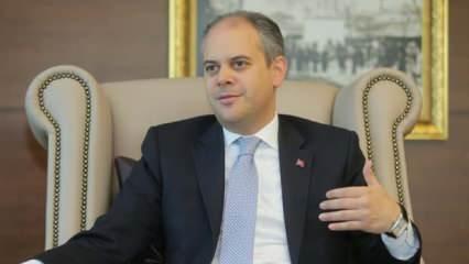 Akif Çağatay Kılıç kimdir? Babası ve dedesi kim? Akif Çağatay Kılıç'ın biyografisi