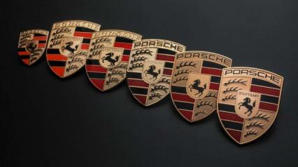 Otomotiv devi Porsche 60 yıllık logosunu değiştirdi