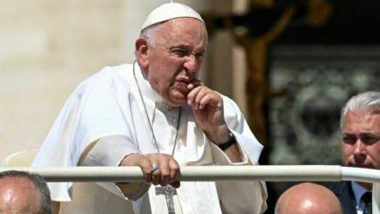 Katoliklerin ruhani lideri Papa Francis'in ameliyatı hakkında açıklama
