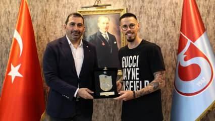 Trabzonspor'dan Marek Hamsik'e teşekk&uuml;r plaketi!
