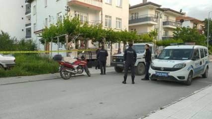 Tartıştığı abisini sokak ortasında vurdu