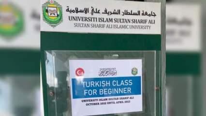 Brunei'deki bir üniversitede Türkçe zorunlu ders olarak müfredata alındı
