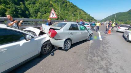 Anadolu Otoyolu'nda zincirleme kaza: Tam 18 araç birbirine girdi!