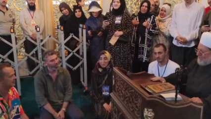 Rus turist Ayasofya Camii'nde Müslüman oldu!