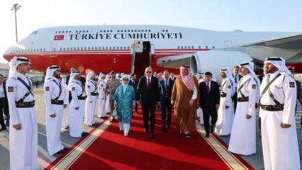 Cumhurbaşkanı Erdoğan, Katar'a geldi