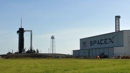 SpaceX 15 Starlink uydusunu daha uzaya gönderdi!