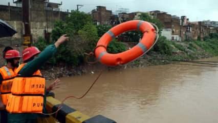 Pakistan’da muson yağmurlarında ölü sayısı 133’e yükseldi