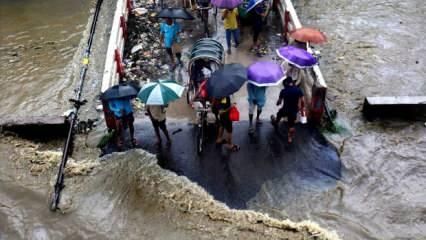 Bangladeş'teki muson yağmurları onlarca cana mal oldu